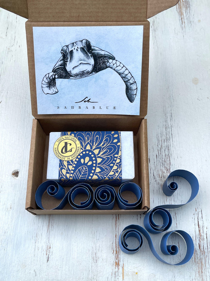 <b>Jabón de algas</b><p>Indicado para todo tipo de pieles</b>- Thalassa<p>Jabón de algas<p>Edición limitada verano - Capricho de Luna